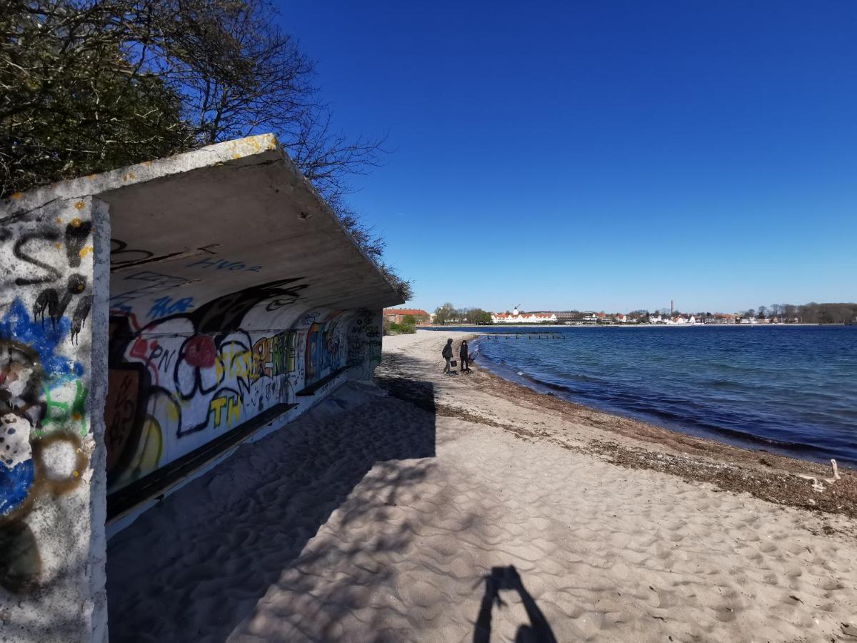 Ditlevs Apartment Sønderborg Exteriör bild